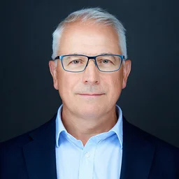 Kiss Tamás hálózati mérnök, MODELLO Intézet